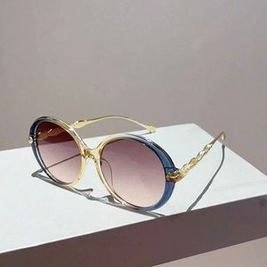 Round Frame Fashion Glasses